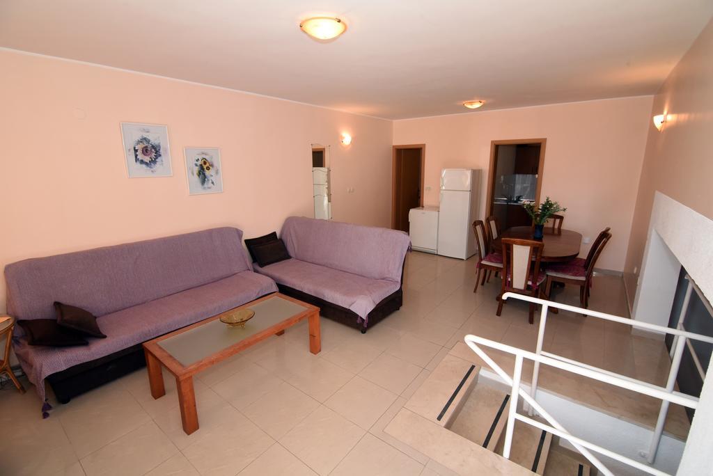 Apartments Coric Baška Voda Buitenkant foto